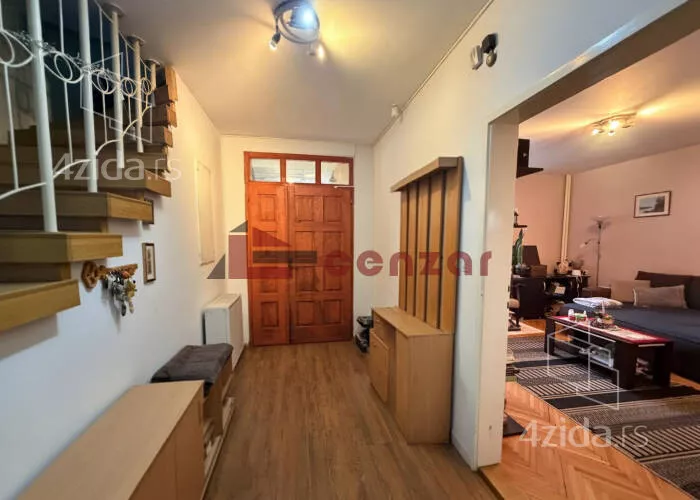 3-etažna kuća | 4zida