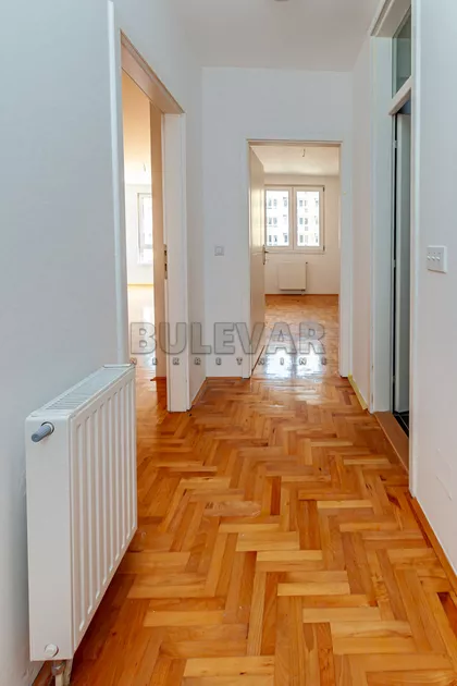 Bulevar Nemanjića | 4zida.rs