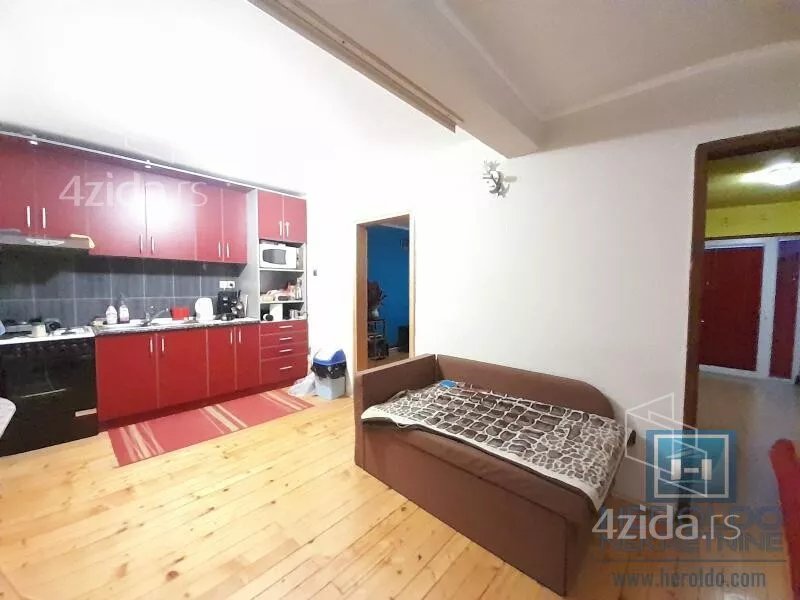 Kuća | 4zida