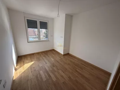 Banatić | 4zida.rs