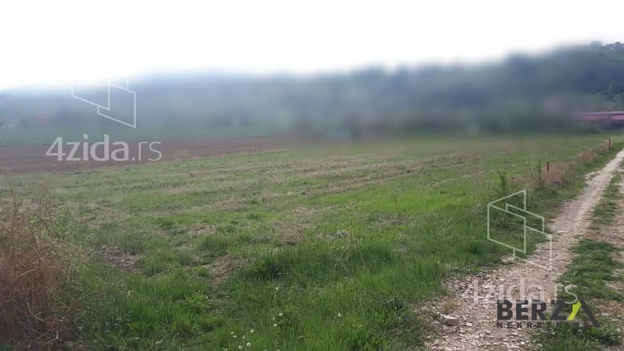 Plac | 4zida