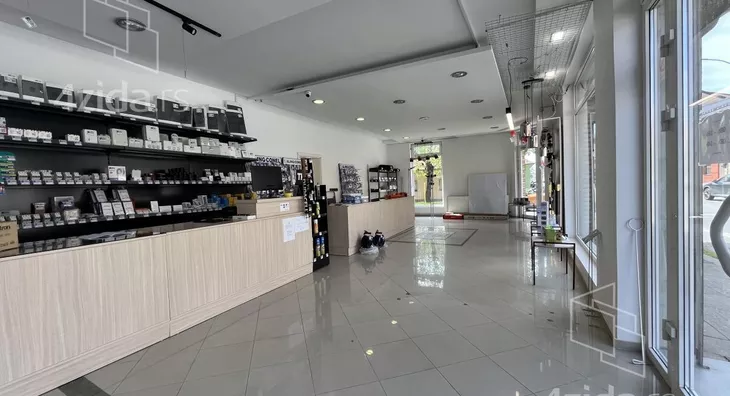 Lokal | 4zida