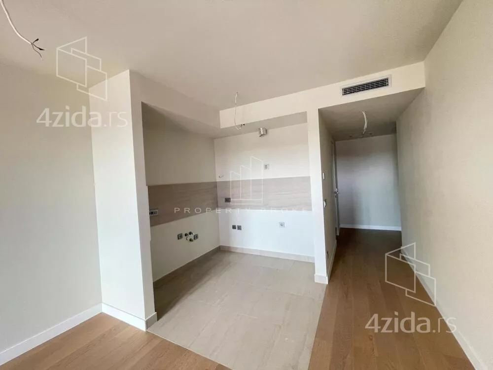 Garsonjera | 4zida