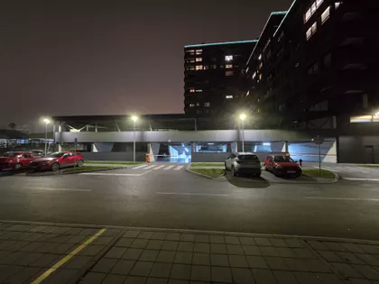 Radnička 2 | 4zida.rs