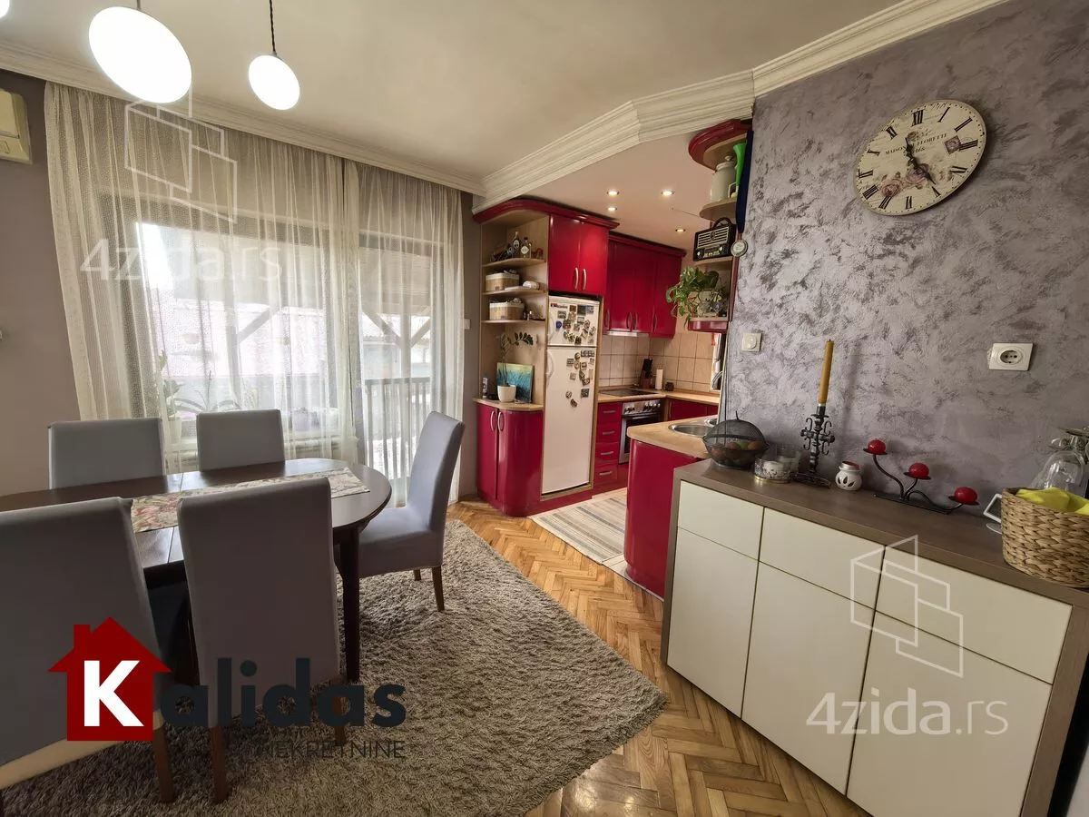 Četvorosoban stan | 4zida