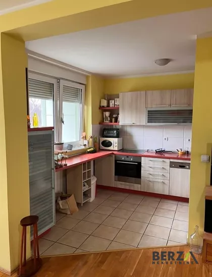 Socijalno | 4zida.rs