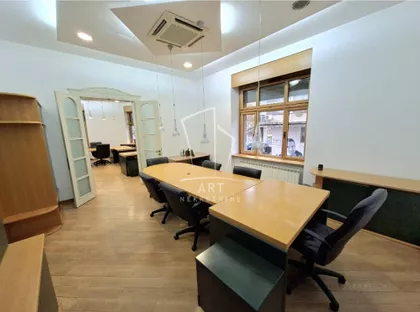 Gospodar Jovanova | 4zida.rs