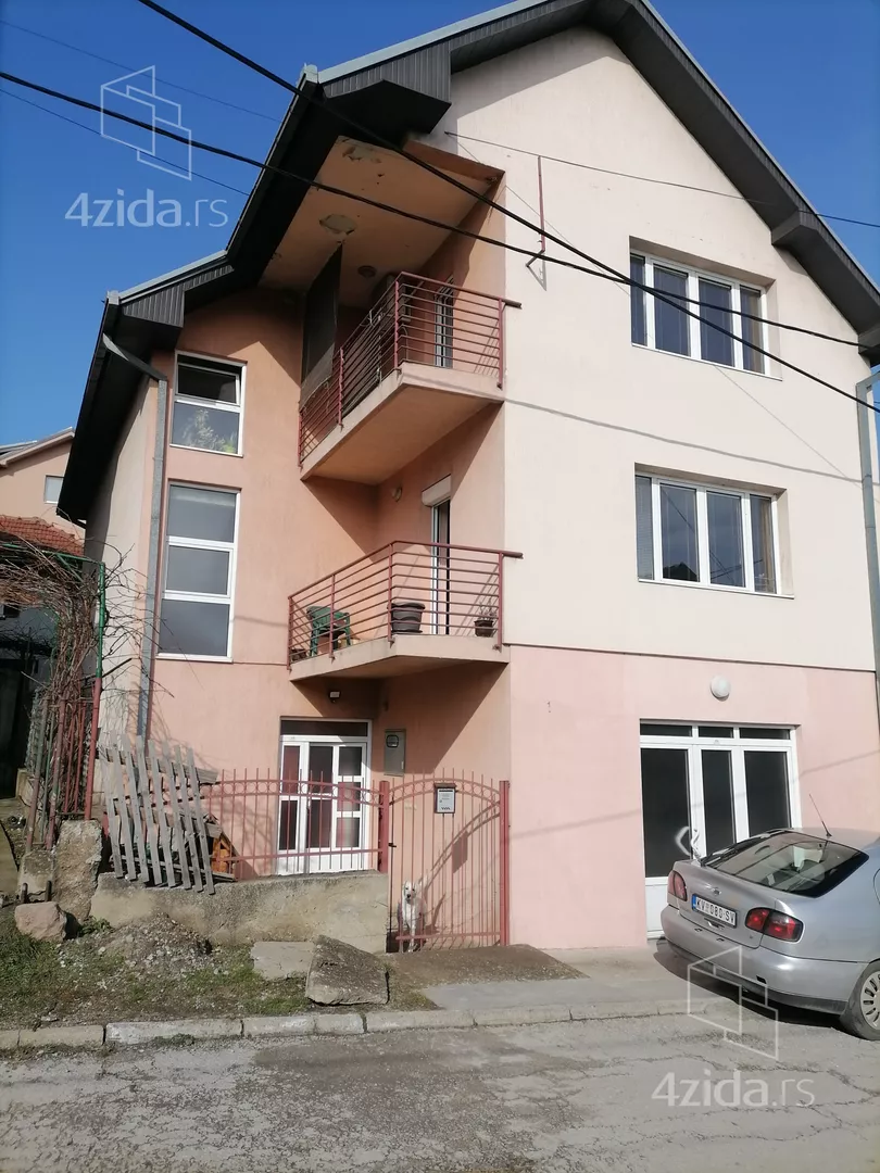 3-etažna kuća | 4zida