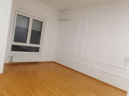 Cara Dušana | 4zida.rs