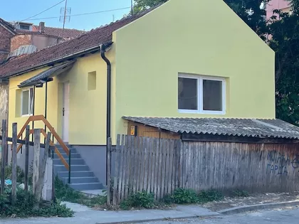 17.Oktobra | 4zida.rs