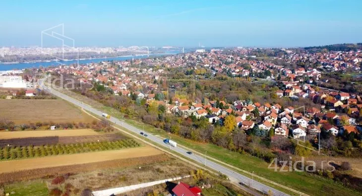 Plac | 4zida
