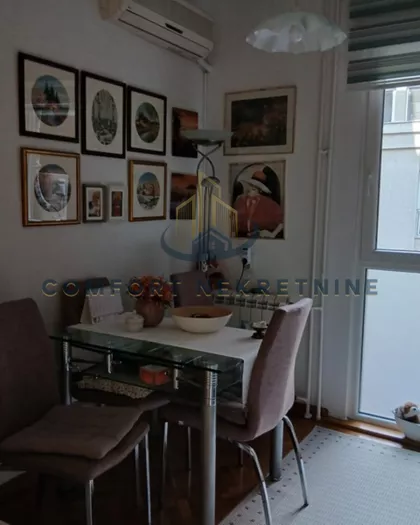 Vukov Spomenik | 4zida.rs