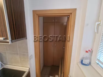 Bulevar Arsenija Carnojevica | 4zida.rs