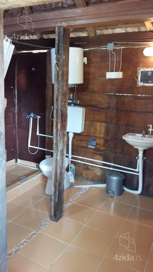 3-etažna kuća | 4zida