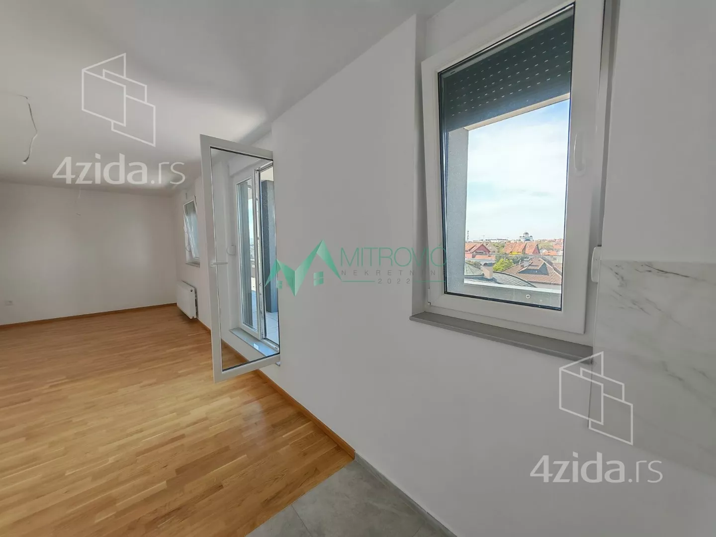 Troiposoban stan | 4zida