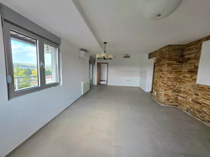 Vašarište | 4zida.rs