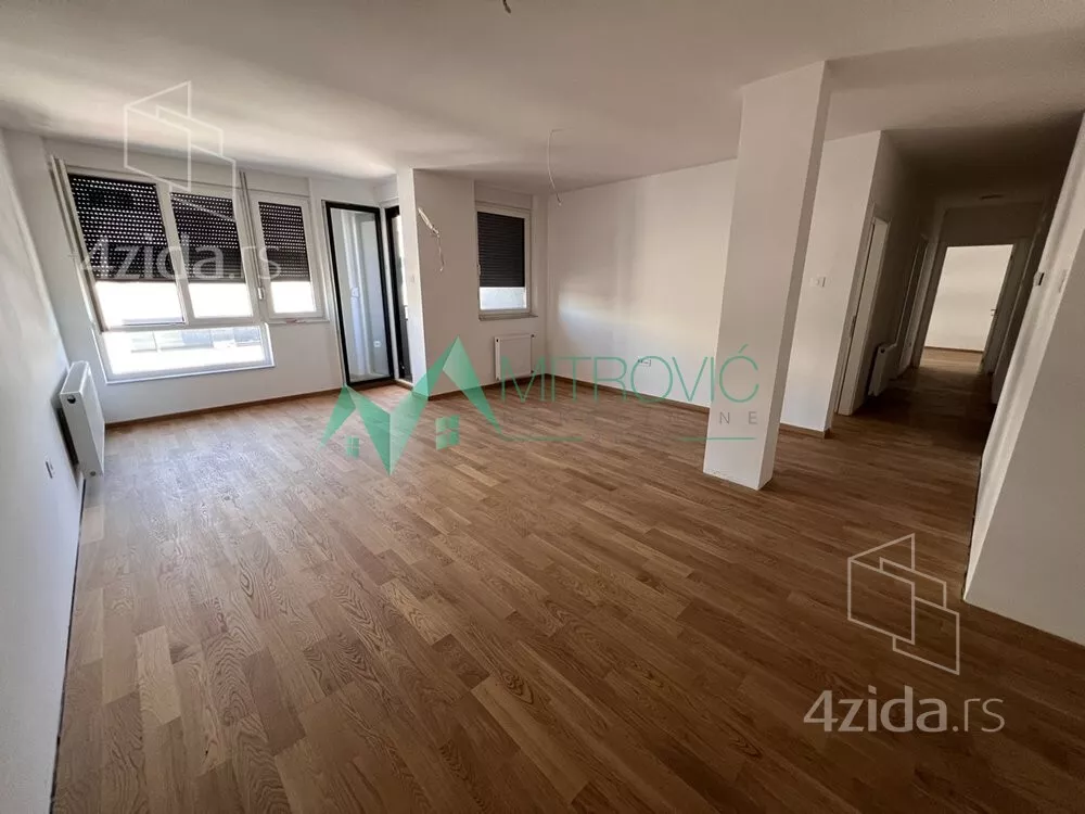 Četvorosoban stan | 4zida