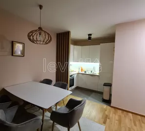 Bulevar Evrope, Gradske lokacije, Novi Sad, 2.5 stan | 4zida.rs