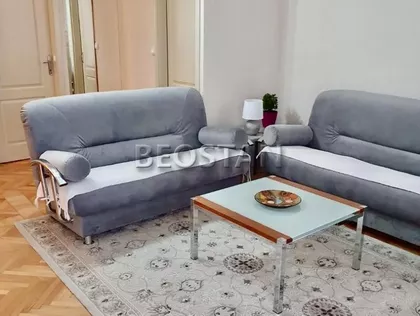 Mica Radakovica | 4zida.rs