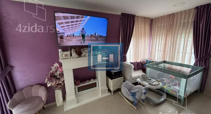 Petosoban stan | 4zida