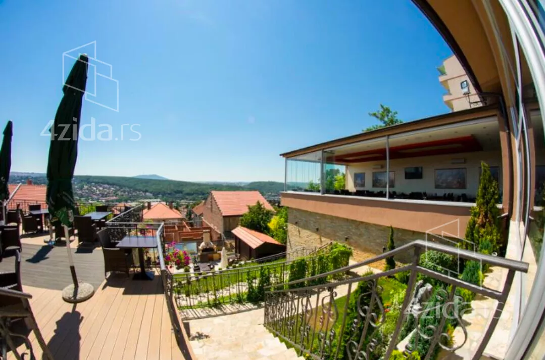 Ugostiteljski objekat | 4zida