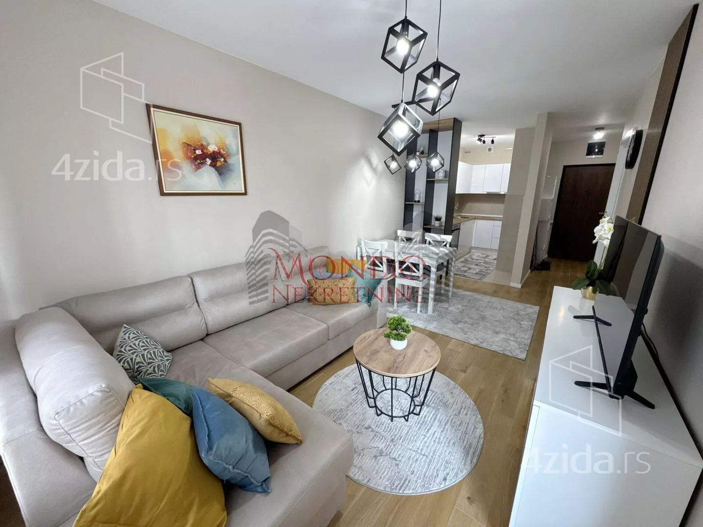 Jednoiposoban stan | 4zida