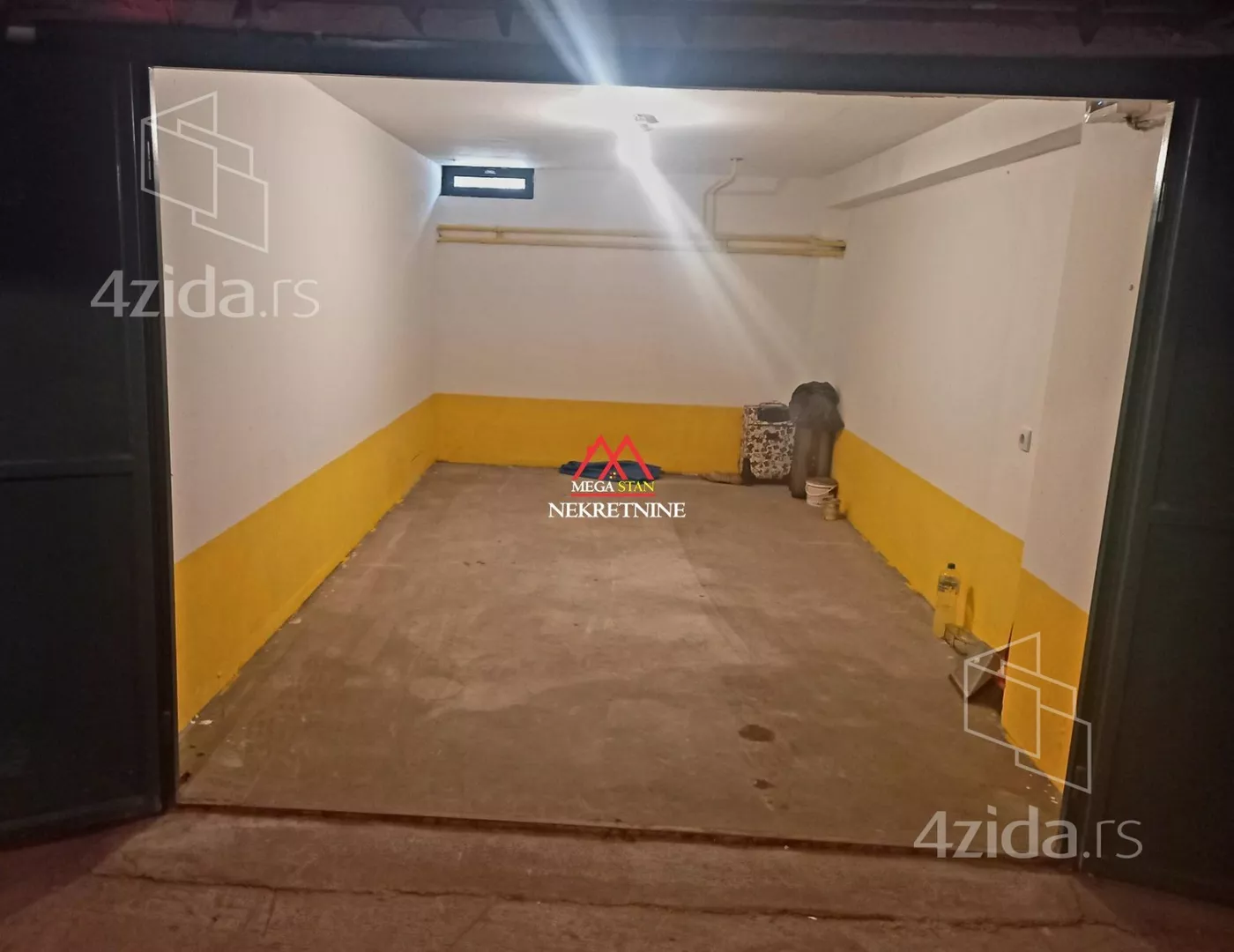 Garaža | 4zida