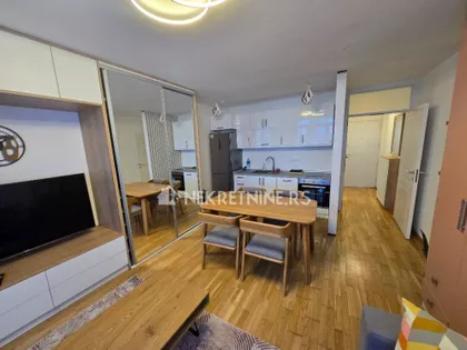 Omladinskih brigada | 4zida.rs