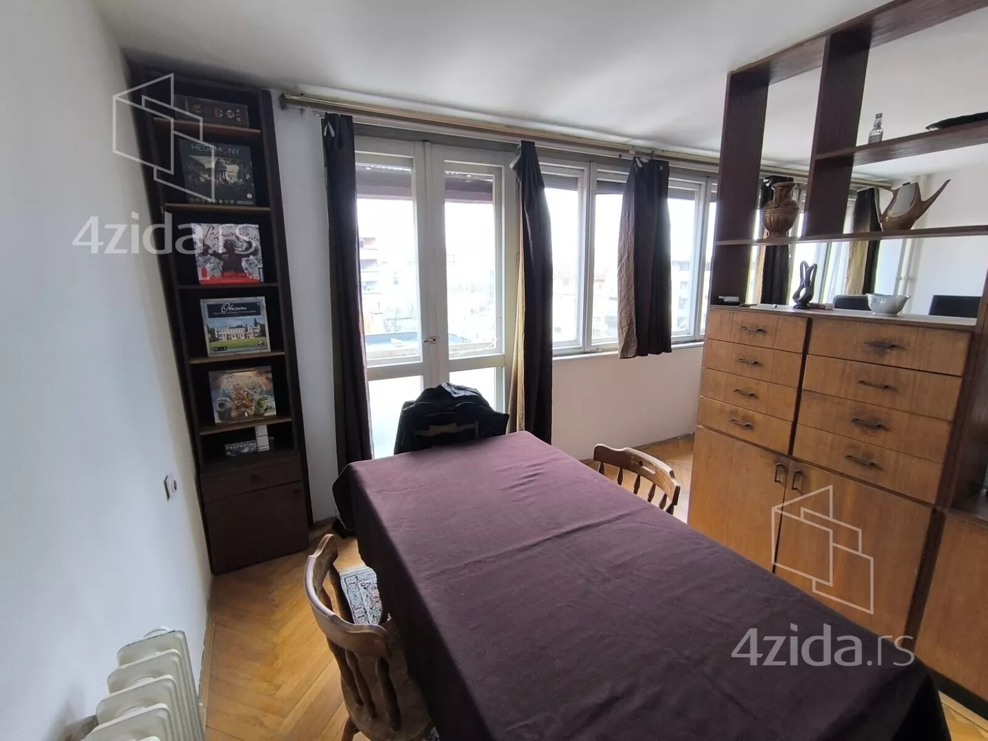 Četvoroiposoban stan | 4zida