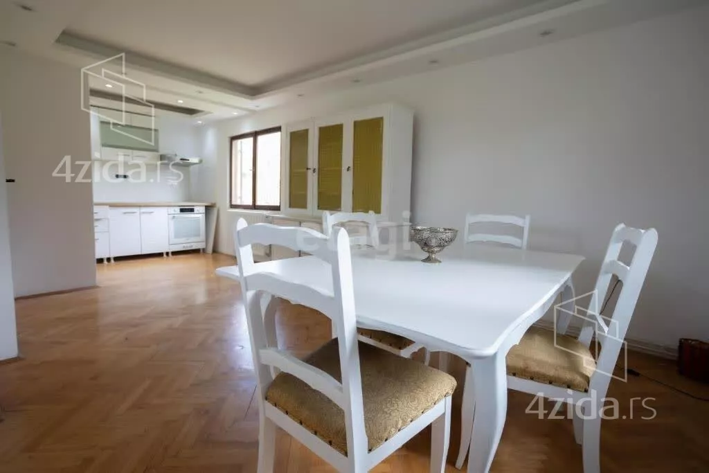 3-etažna kuća | 4zida