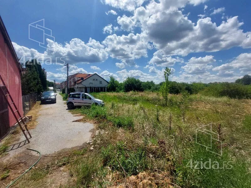 Plac | 4zida