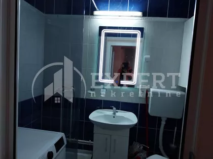 Obrenovićeva | 4zida.rs