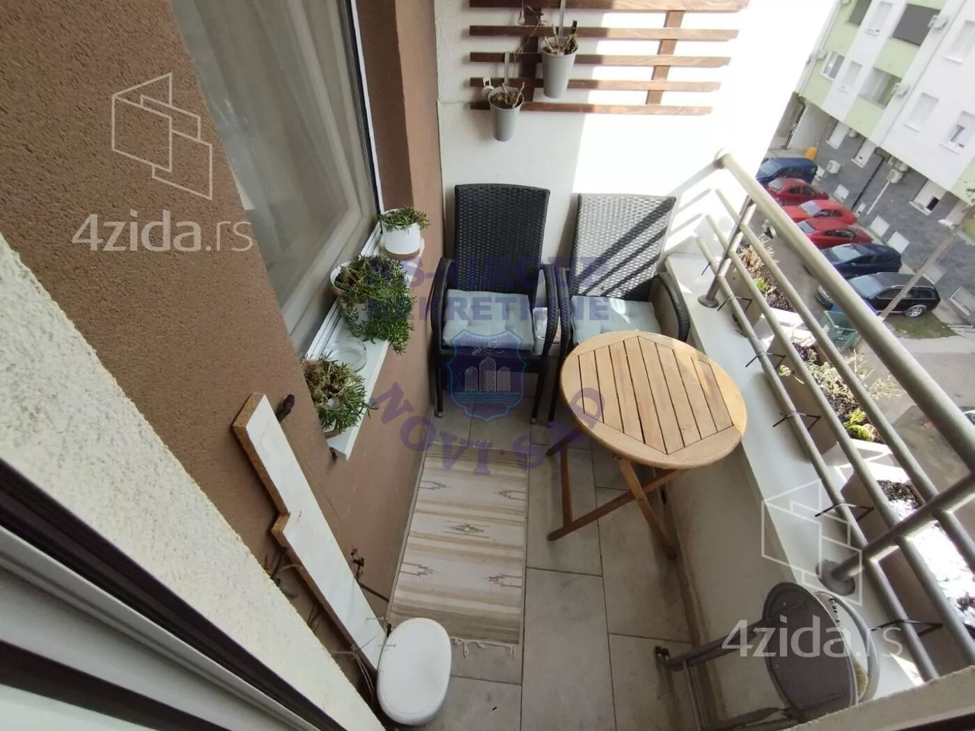 Dvoiposoban stan | 4zida