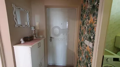 Ustanička | 4zida.rs