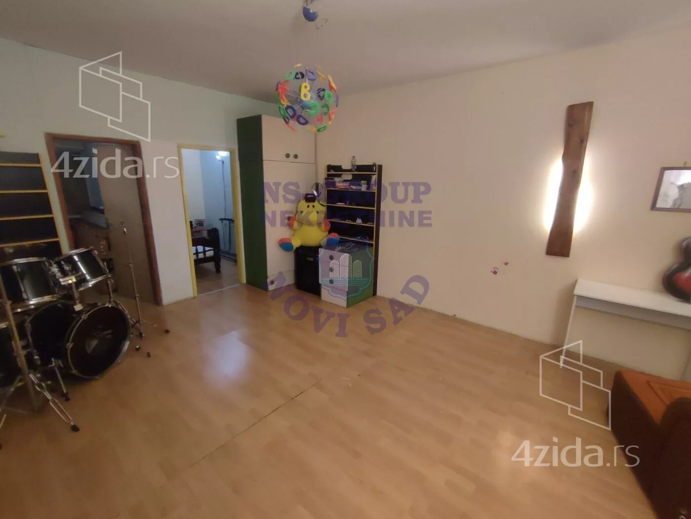 Dvoiposoban stan | 4zida