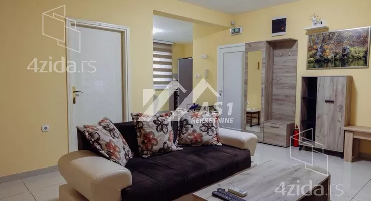 Četvoroiposoban stan | 4zida