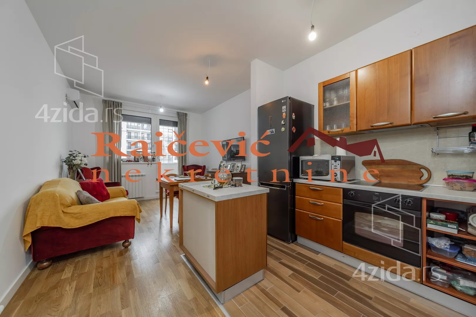 Dvoiposoban stan | 4zida