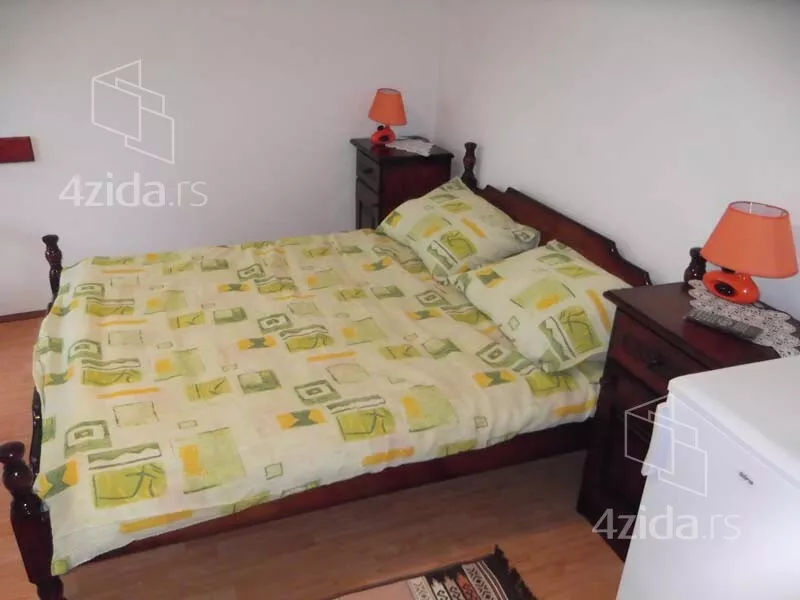 5-etažna kuća | 4zida