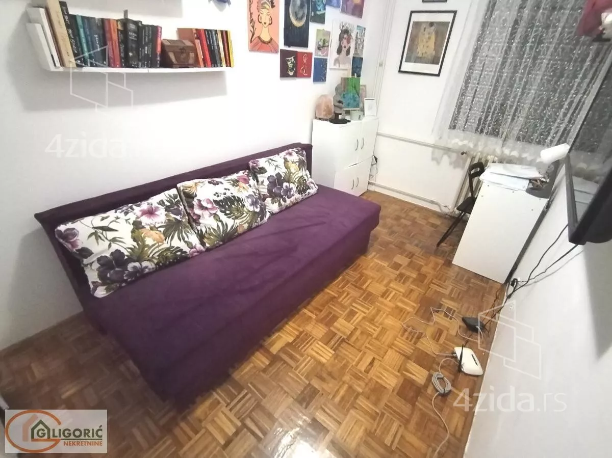 Troiposoban stan | 4zida