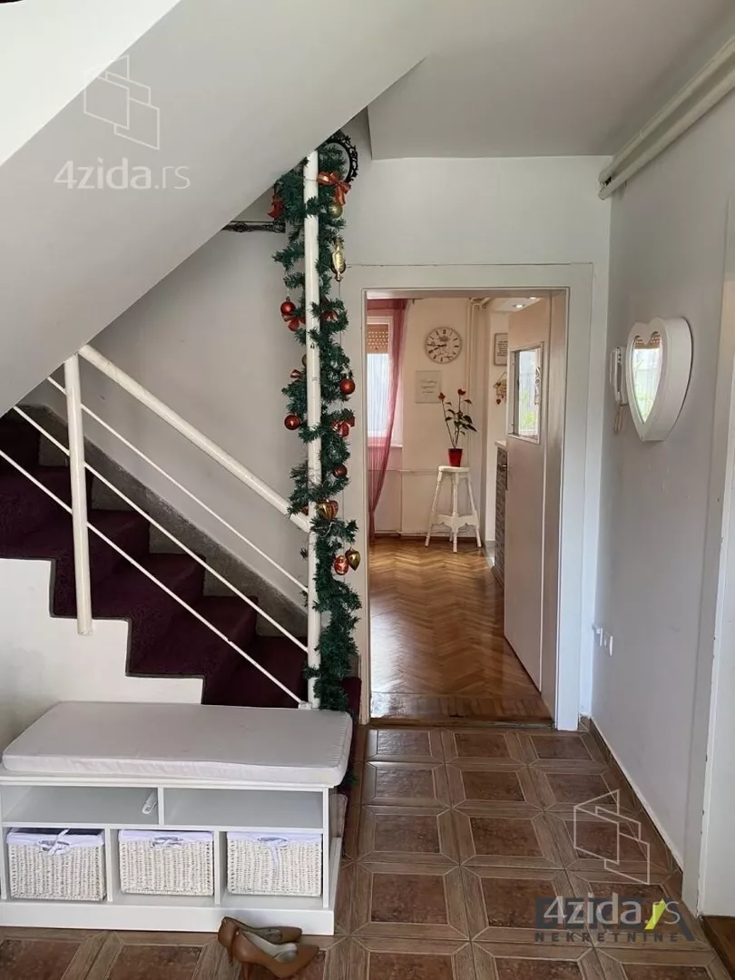 Kuća | 4zida