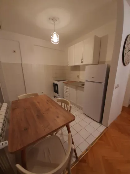 Cara Dušana | 4zida.rs