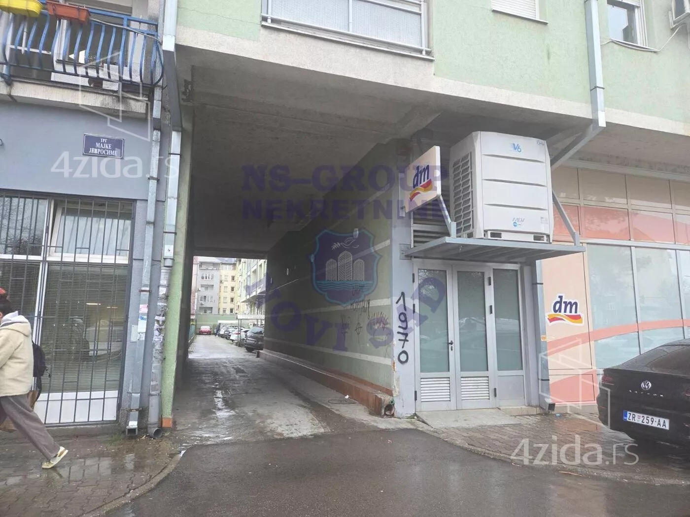 Petosoban stan | 4zida