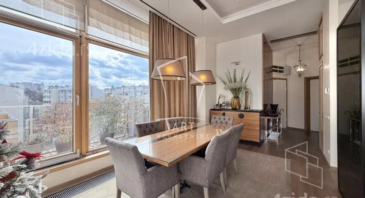 Šestoiposoban stan | 4zida