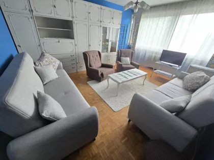 Ustanička | 4zida.rs