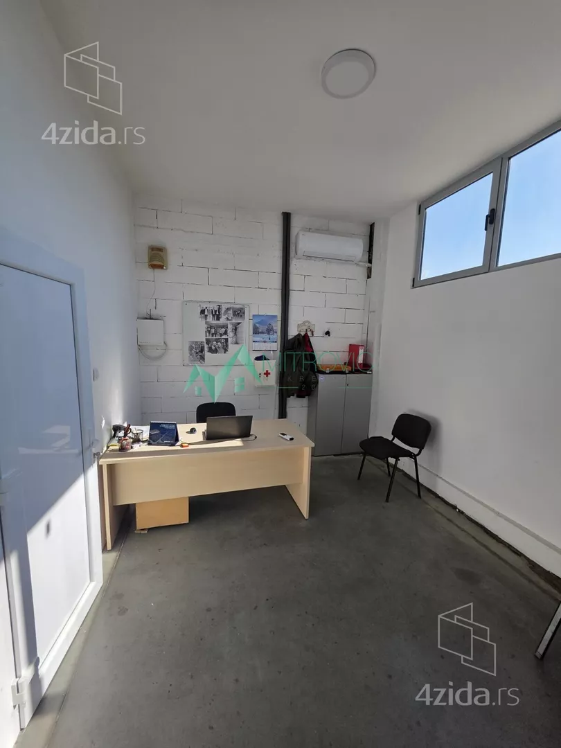 Poslovni prostor | 4zida