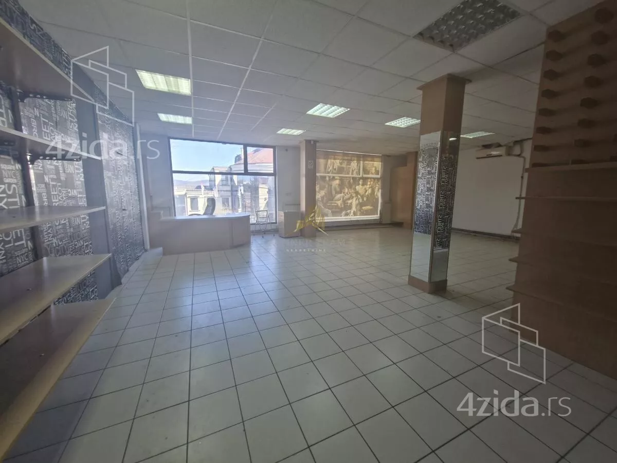 Poslovni prostor | 4zida