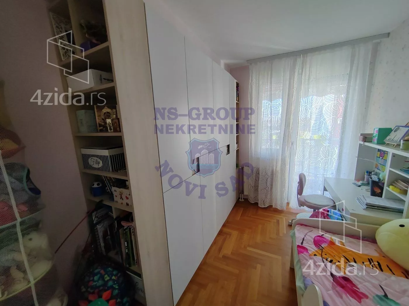 Dvoiposoban stan | 4zida