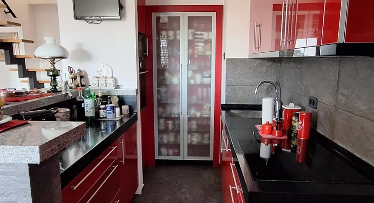 Četvoroiposoban stan | 4zida