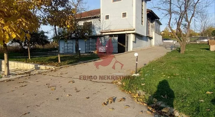 3-etažna kuća | 4zida