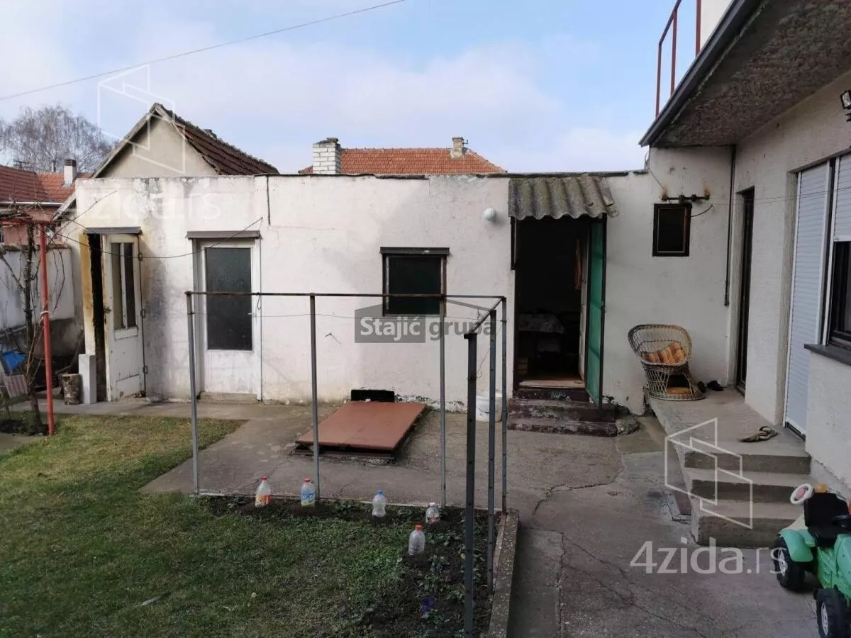 Kuća | 4zida